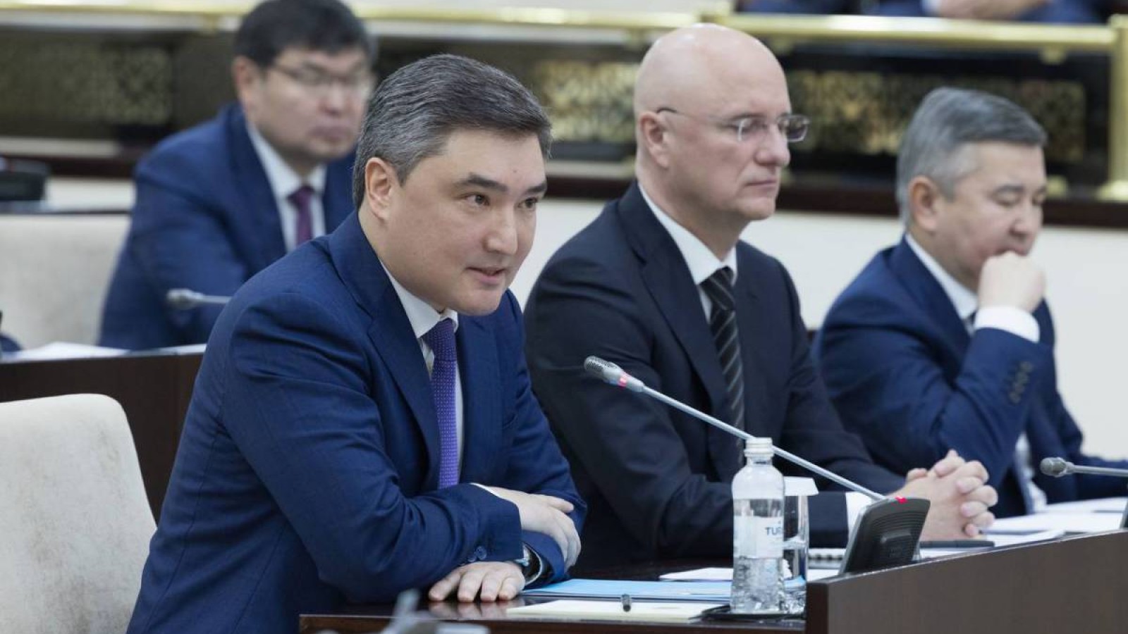 Елімізде өңдеу өнеркәсібінің үлесі 47% құрады — Олжас Бектенов.