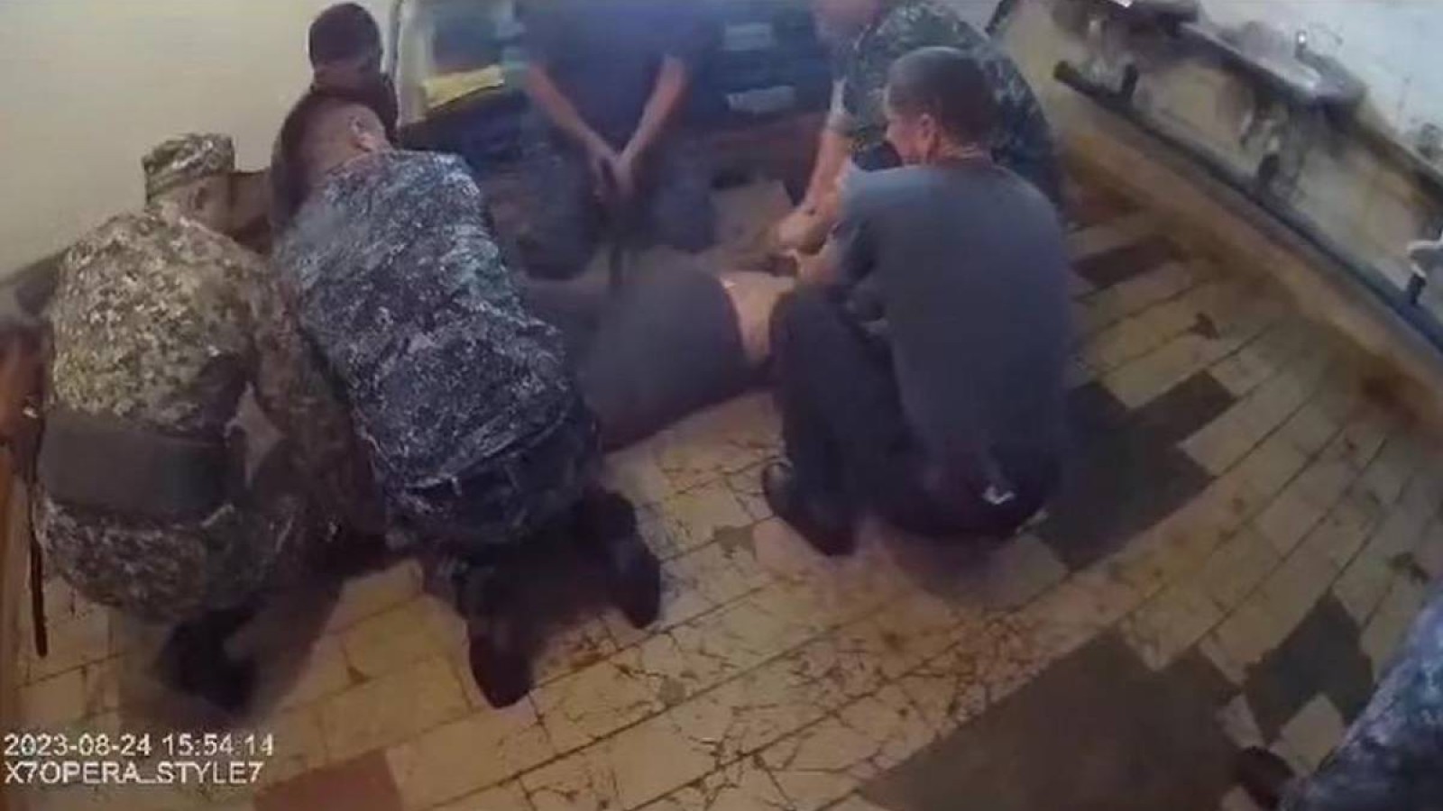 Сот шешімімен түрмедегі азаптау ісі қайта қаралатын болды.