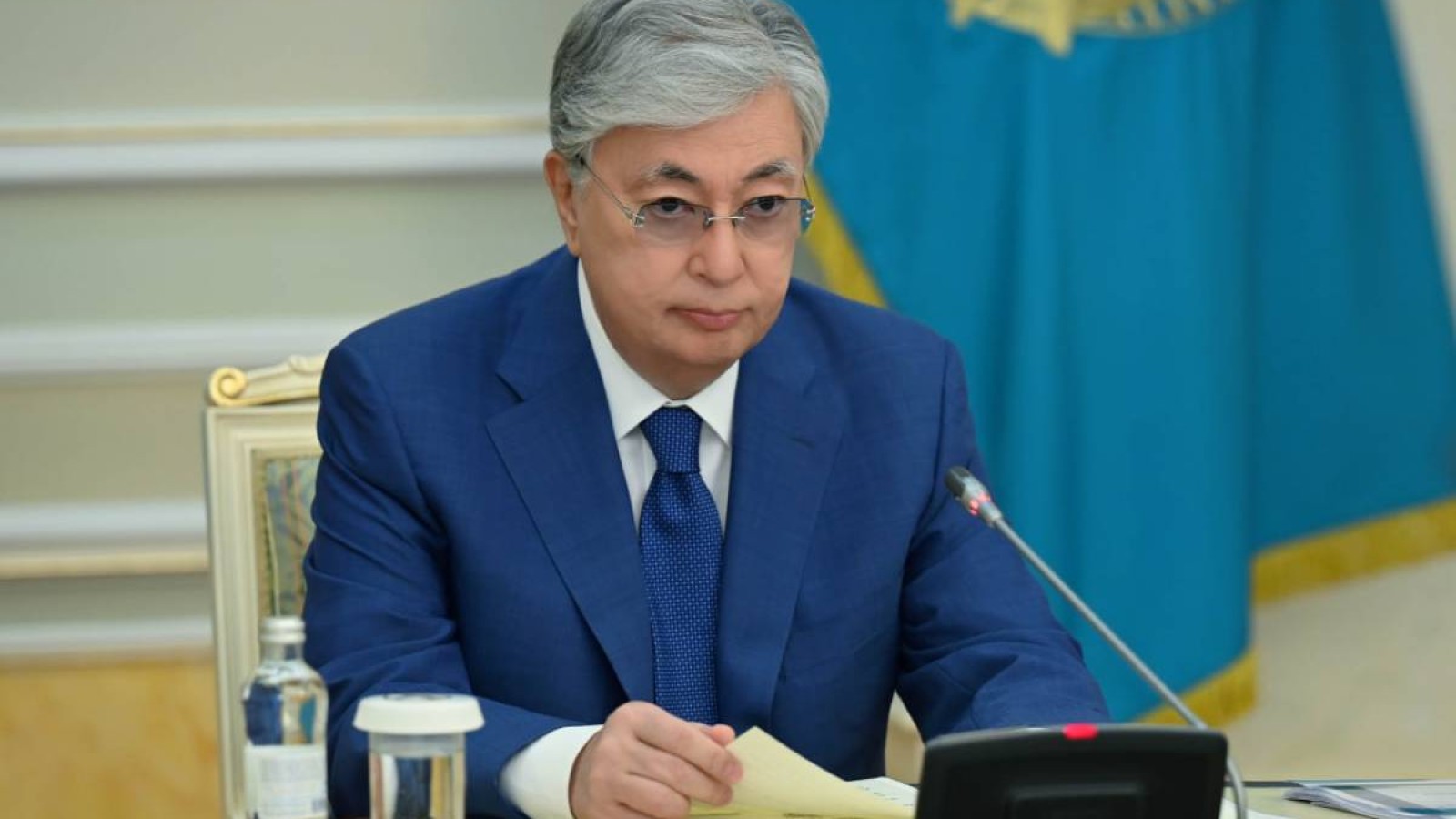 Күзде кадрлық ауыс-түйіс болады — Тоқаев.