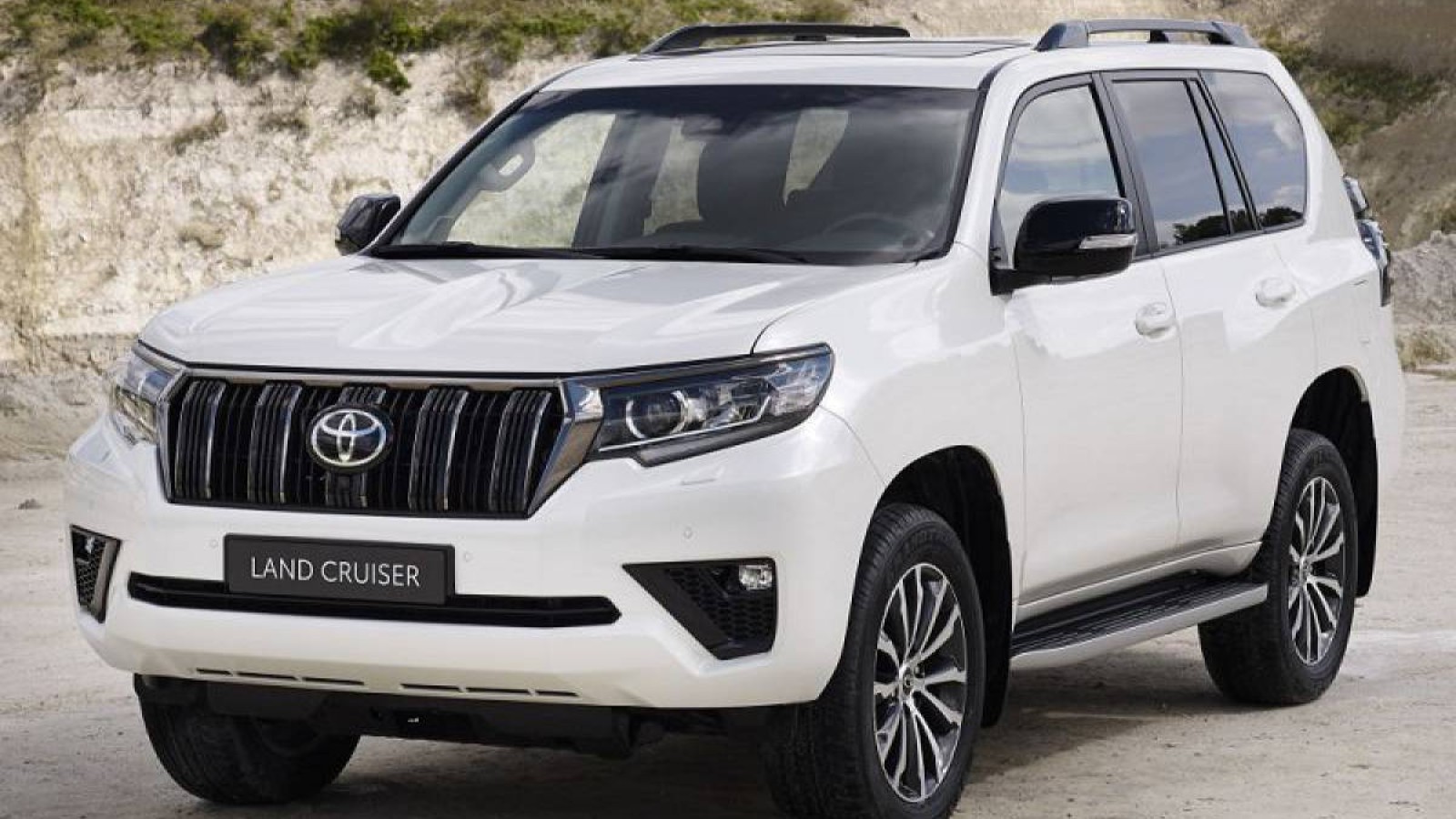 Алименттен жалтарған жігіт қымбат көлігінен айырылды.