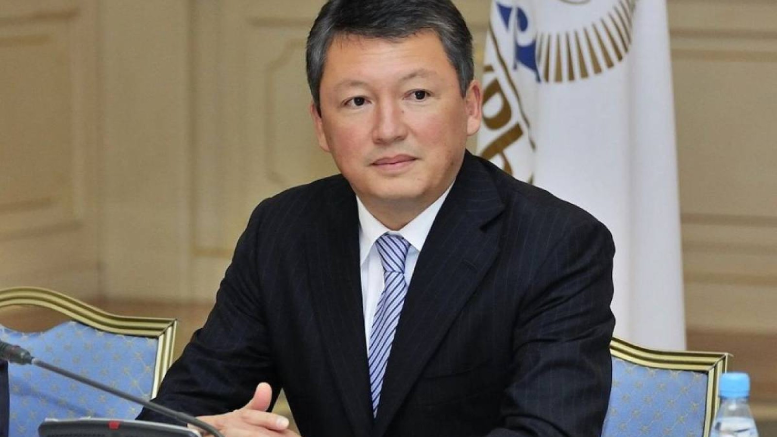 Құлыбаев Атырау жағалауындағы жер учаскесінен айырылды.