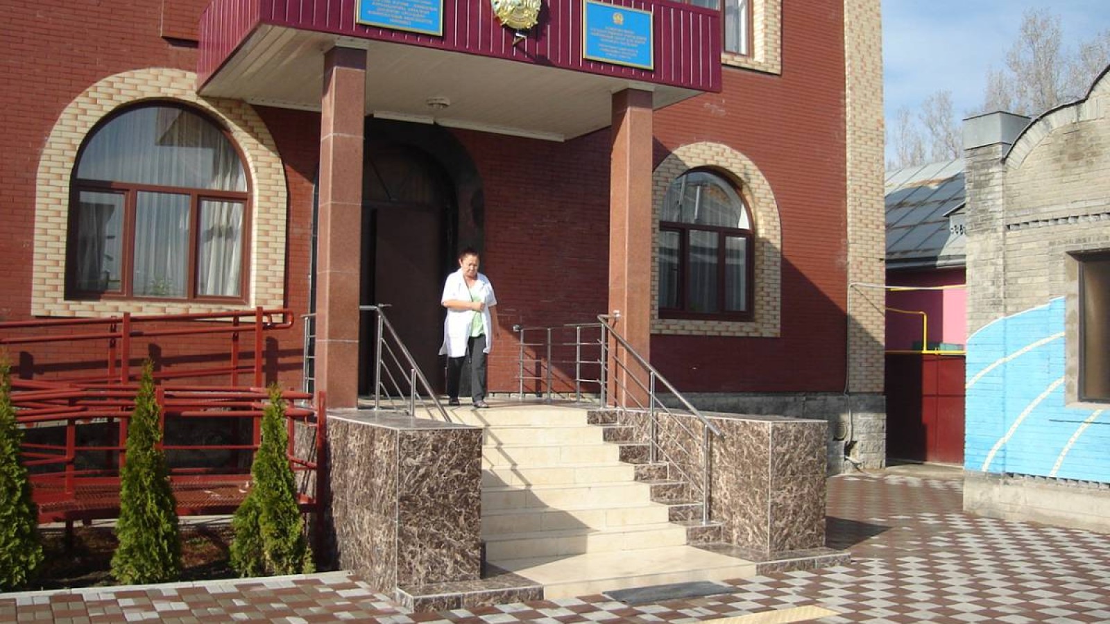 «Күйеуімнің тепкісіне 18 жыл шыдадым. Балаларымды да ұрып, балағаттады».