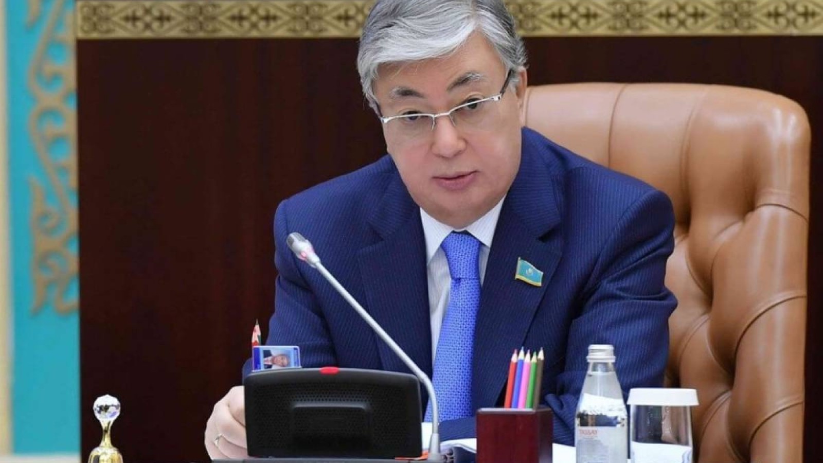 Президент Қазақстанда шығарылған «Спутник V» вакцинасын алды.