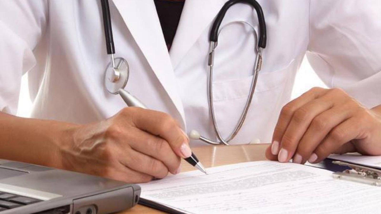 ВИЧ жұқтырған науқастардың тізімі әлеуметтік желіге тарап кетті: Алматы полициясы тексеру жүргізіп жатыр.