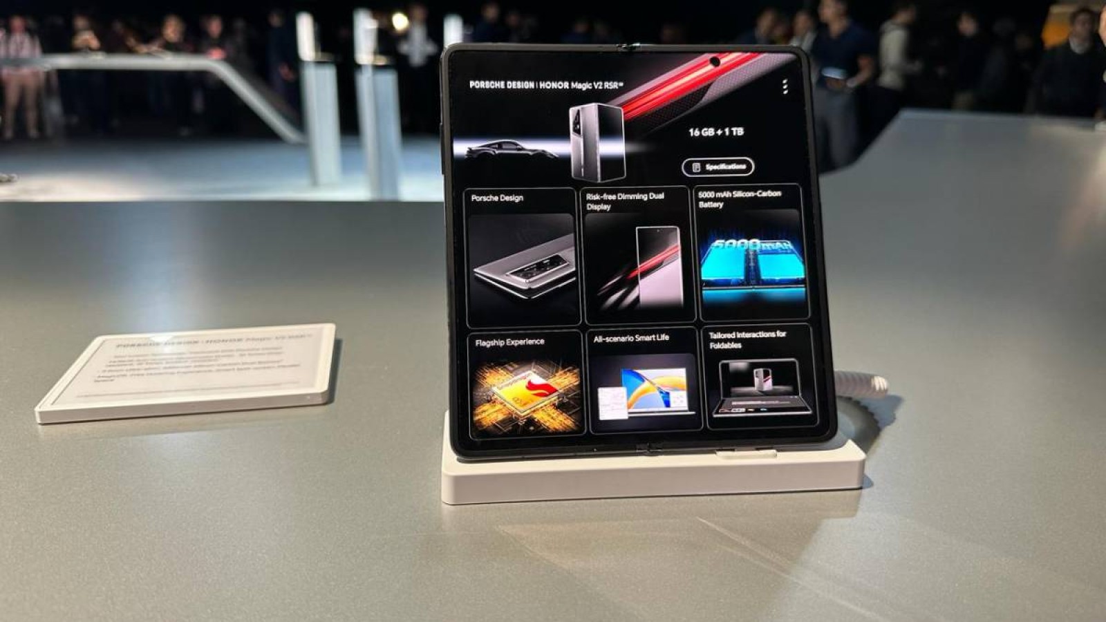 HONOR жасанды интеллектіні қолдайтын жаңа өнімдерін таныстырды.