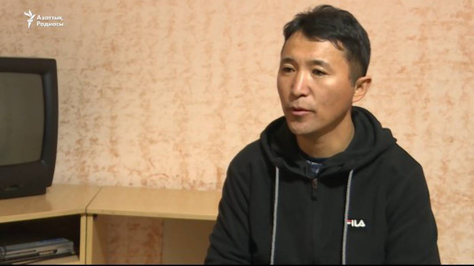 Қытайдан қашқан қазақ: Күндіз демалып, түнде жүріп отырдым.