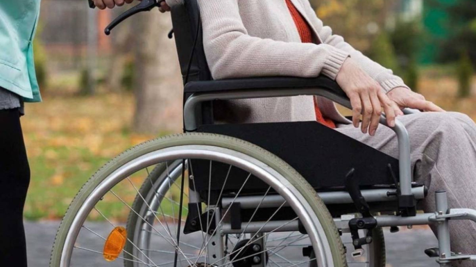 Мүгедек жандарға күтім жасаушыларға жаңа жәрдемақы енгізіледі.