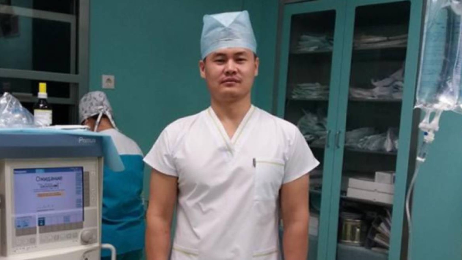 Дәрігерлер ісі: Асқар Тұңғышбаев босатылды.