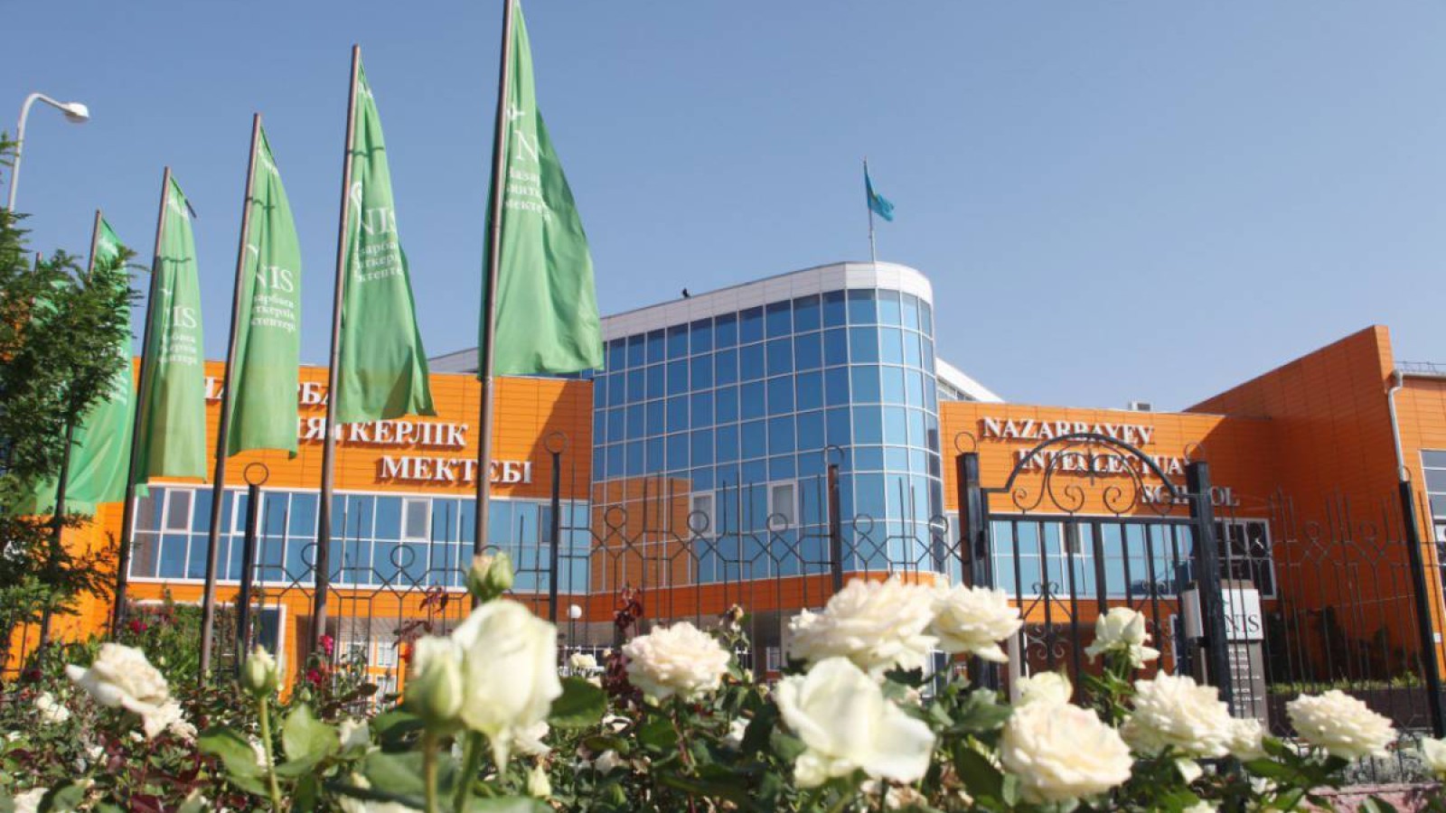 Назарбаев мектебінде тағы шу шықты: оқушы мұғалімді боқтаған.