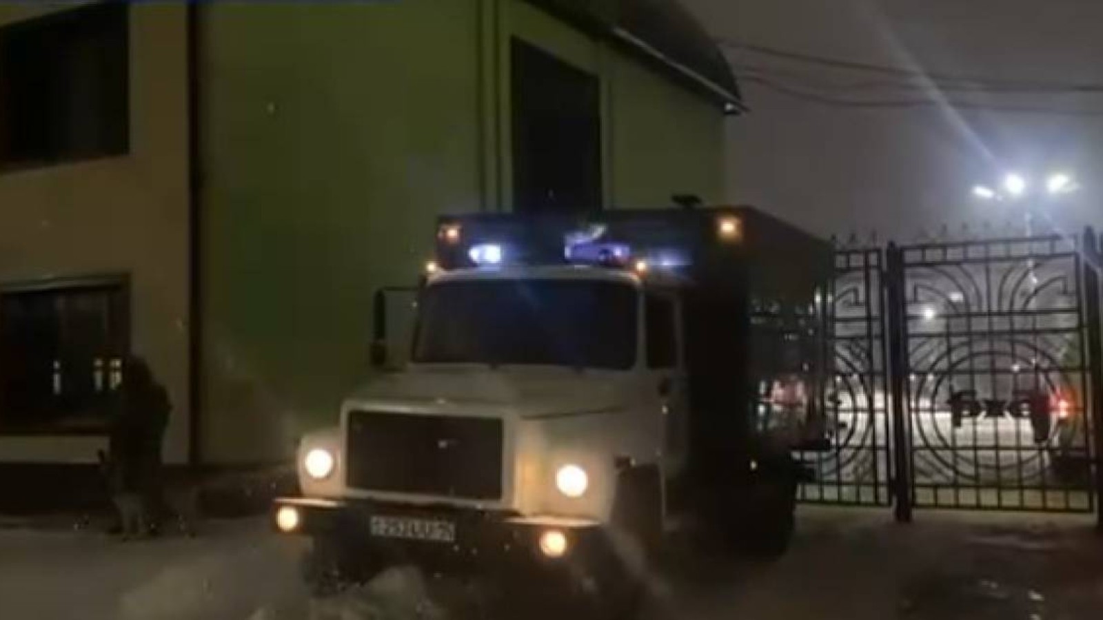 Адам өлтіріп қашып кеткен азамат Ресейден жеткізілді.