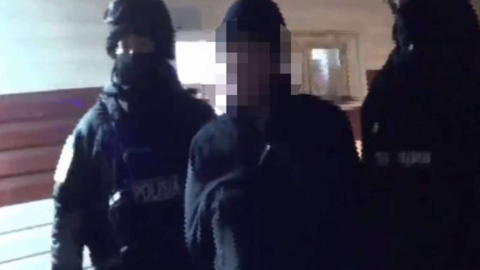 Кәсіпкерден ақша бопсалаған блогер ұсталды.