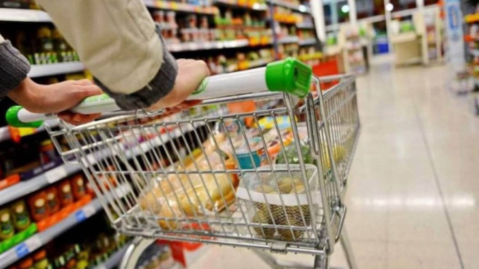 Қазақстанда азық-түлік пен тауар бағасы шарықтап барады.