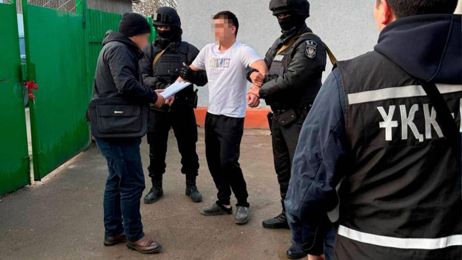 ҰҚК діни радикалдарды ұстады.