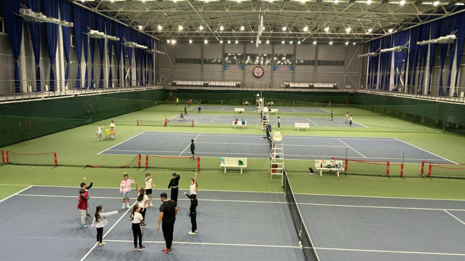 Сот облыстық теннис мектебін мемлекеттің құзырына қалдырды.