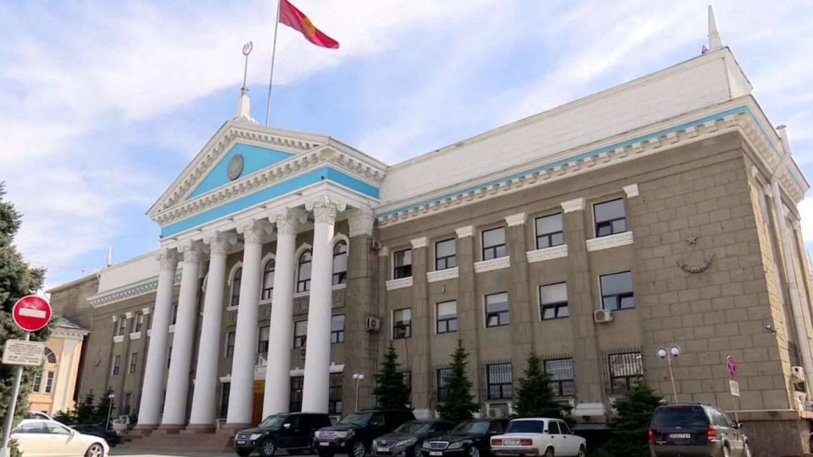 Бішкекке басшы тұрақтамай жатыр.