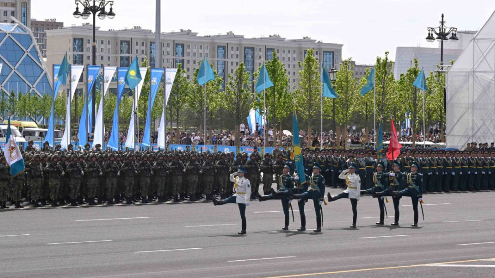500-ге жуық көшеге Қазақстан қаһармандарының есімі берілетін болды.