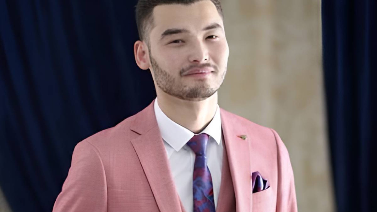 Қаңтар оқиғасы: «Қалауым» шоуының жұлдызы Бердах Бекетов 7 жылға сотталды.