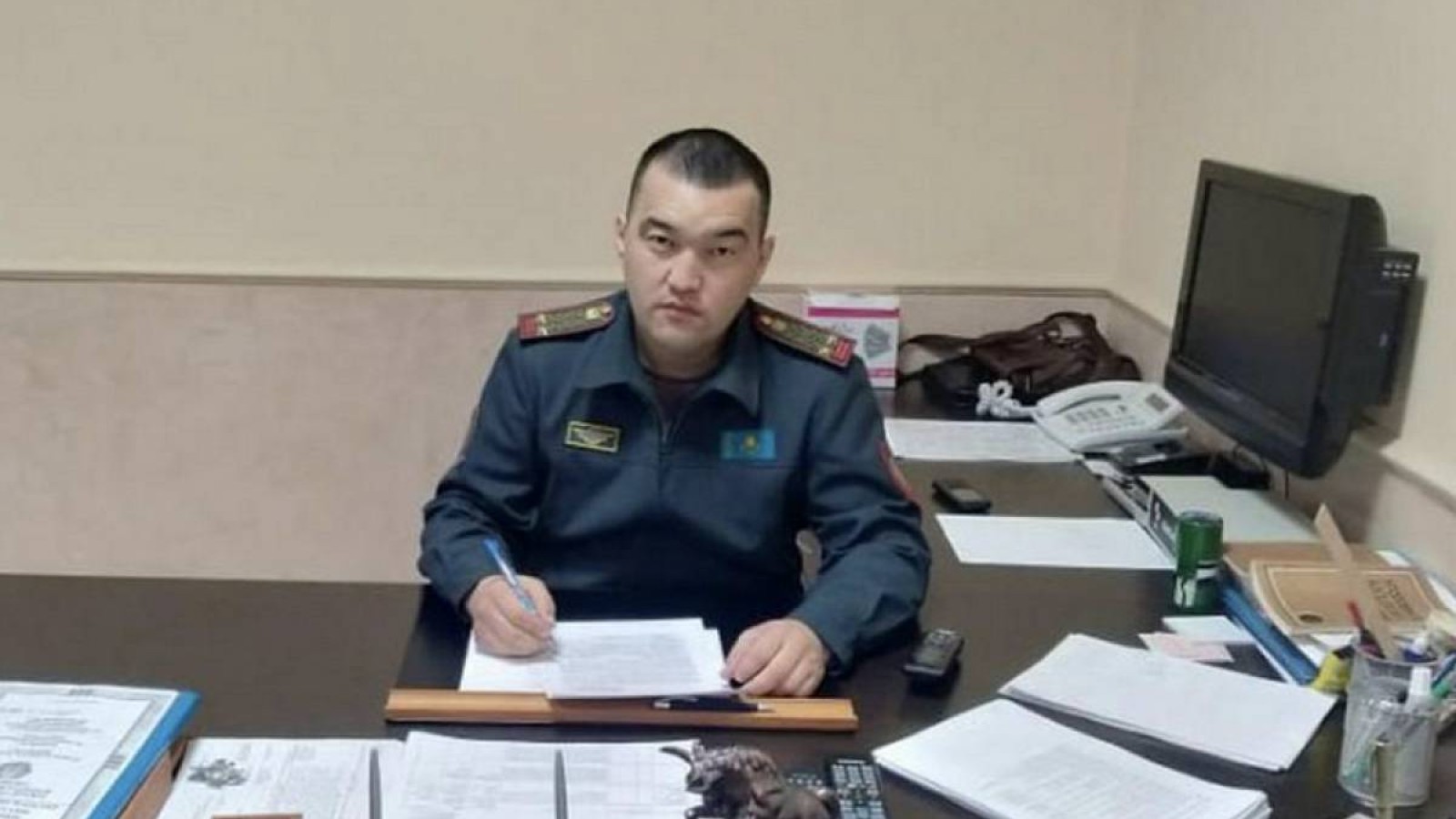 Ақтауда әскери-тергеу басқармасының басшысы ұсталды.