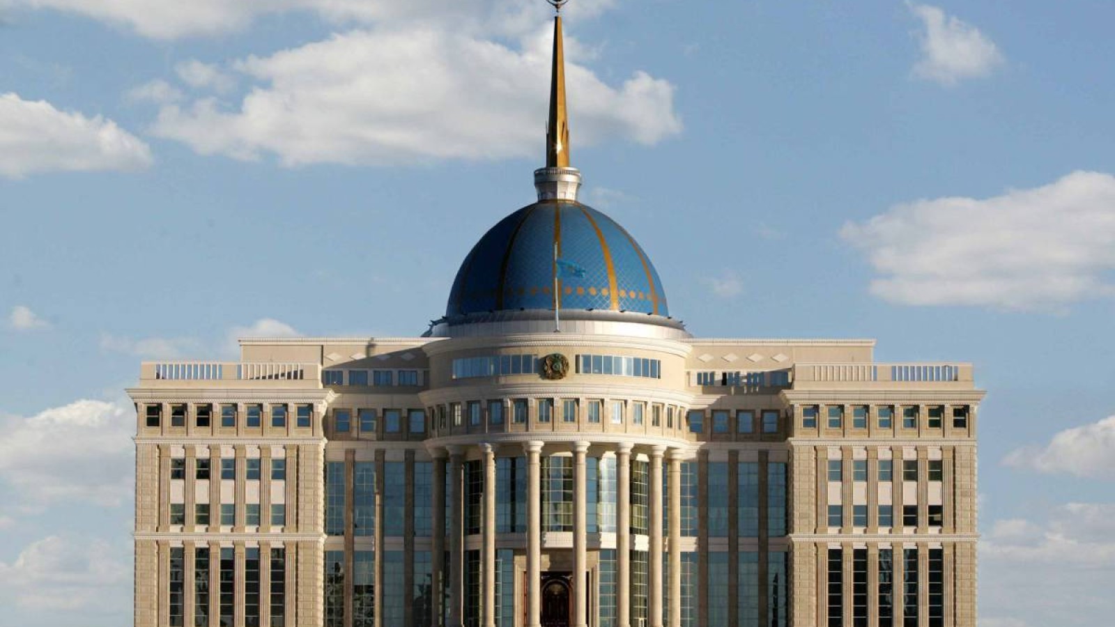 Билік шенеуніктер санын қысқарта ма, әлде көбейтуді көздей ме?.