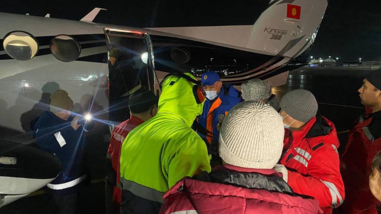 Маңғыстаулықтар Қырғыз елінің азаматтарын еліне шығарып салды.