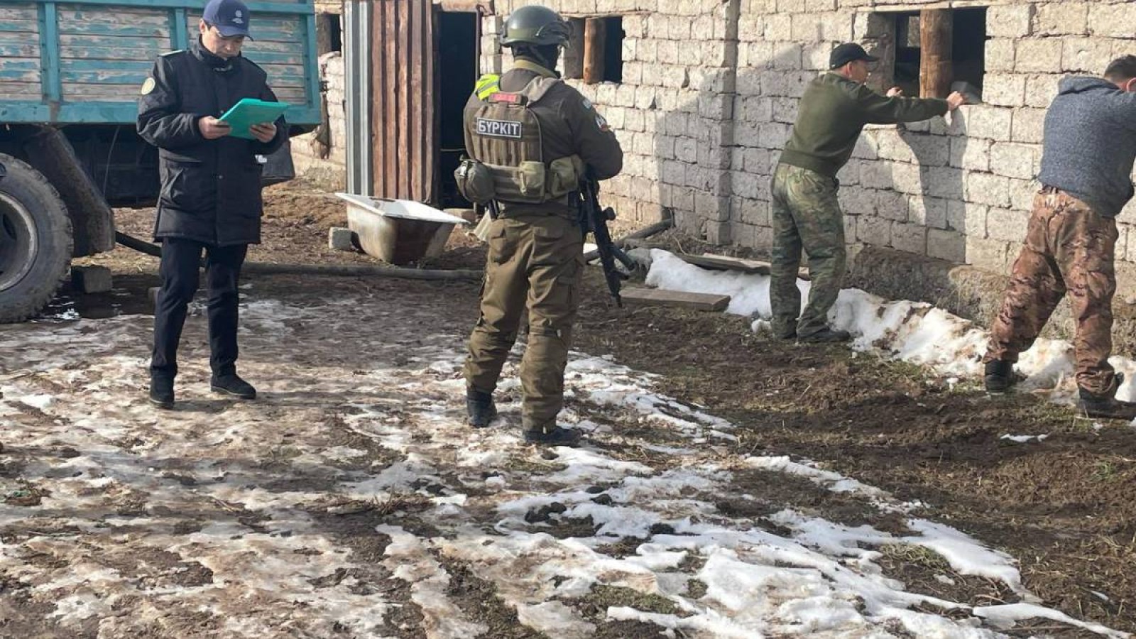 Қазақ-өзбек шекарасында 450 метрлі туннель салғандар ұсталды.