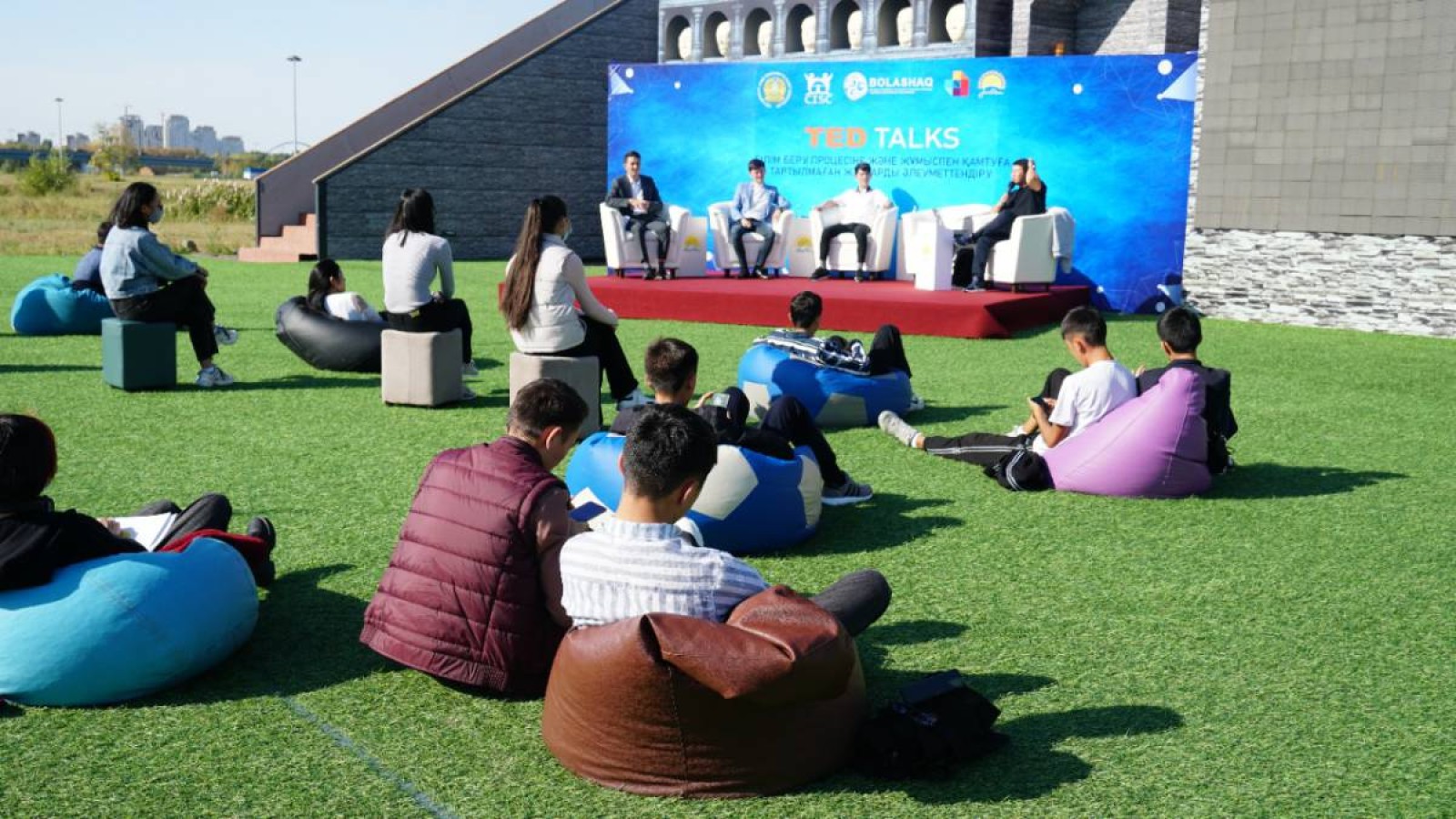 Жастар еңбек нарығындағы қажетті мамандықтарды талқыға салды.