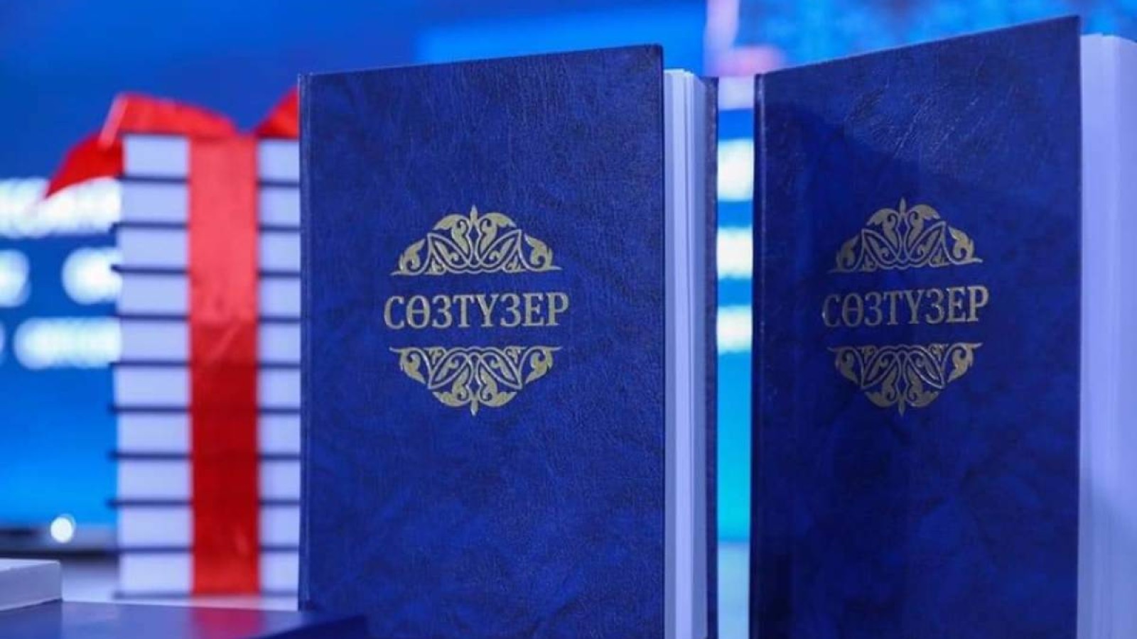 Абаев қате қолданыста жүрген екі мың сөздің дұрыс нұсқасын ұсынды.