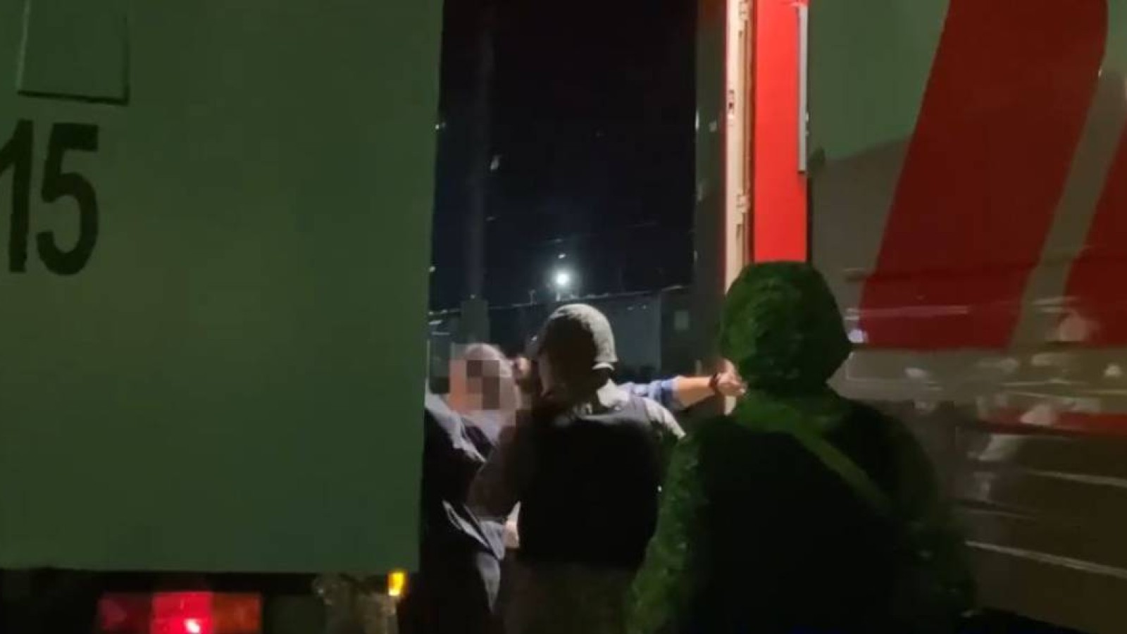 Клиенттердің атынан несие рәсімдеген бұрынғы банк қызметкері Ресейден экстрадицияланды.