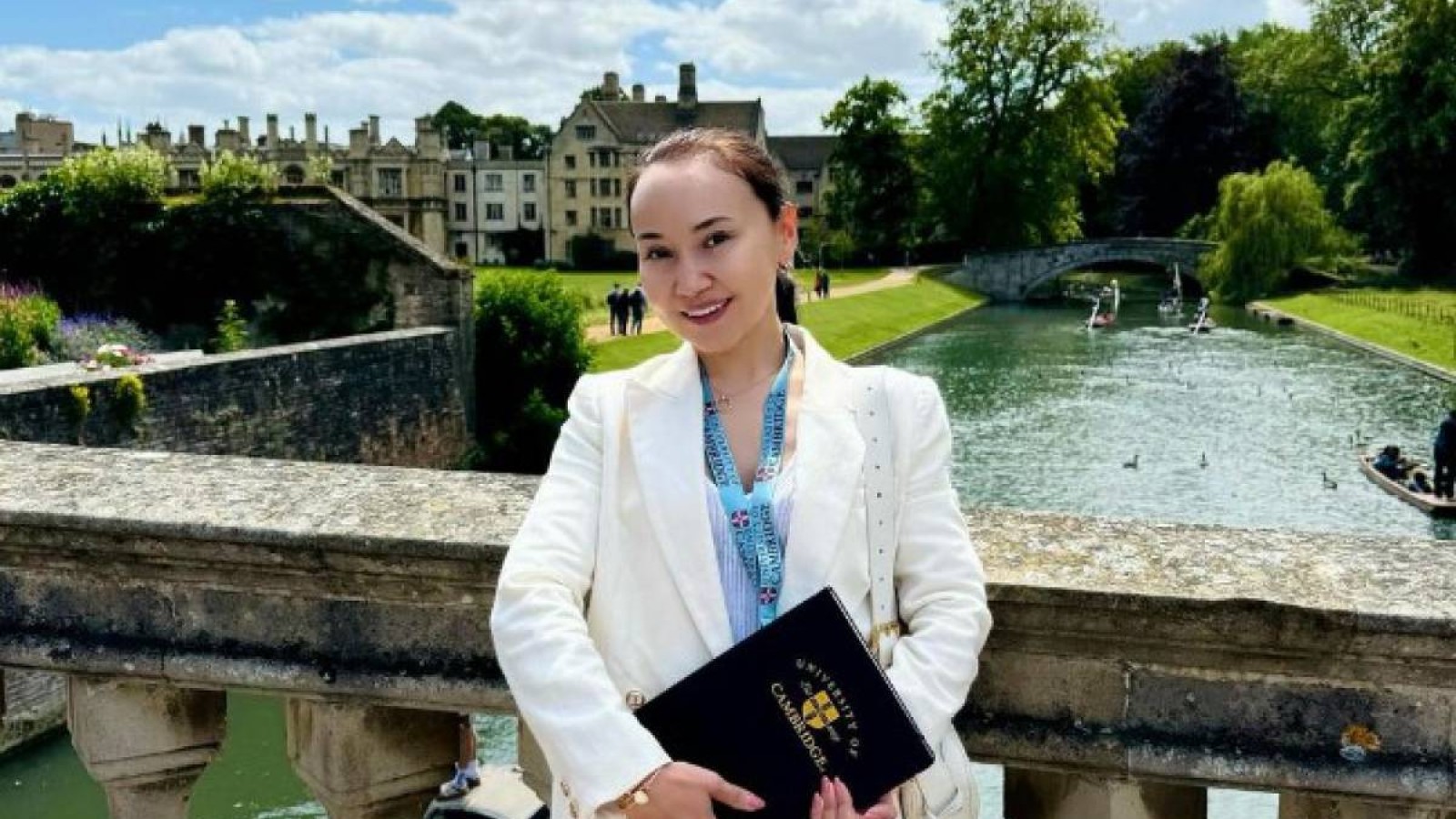 Астанада қайырымдылық қордың басшысы 1,5 млрд теңге жымқырды деген күдікпен қамауға алынды.