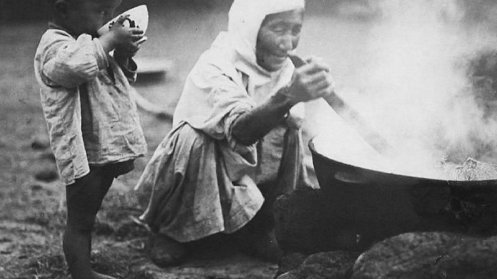 Үкімет ашаршылық жылдарды зерттеу үшін ғалымдарға жабық архивке рұқсат берді.