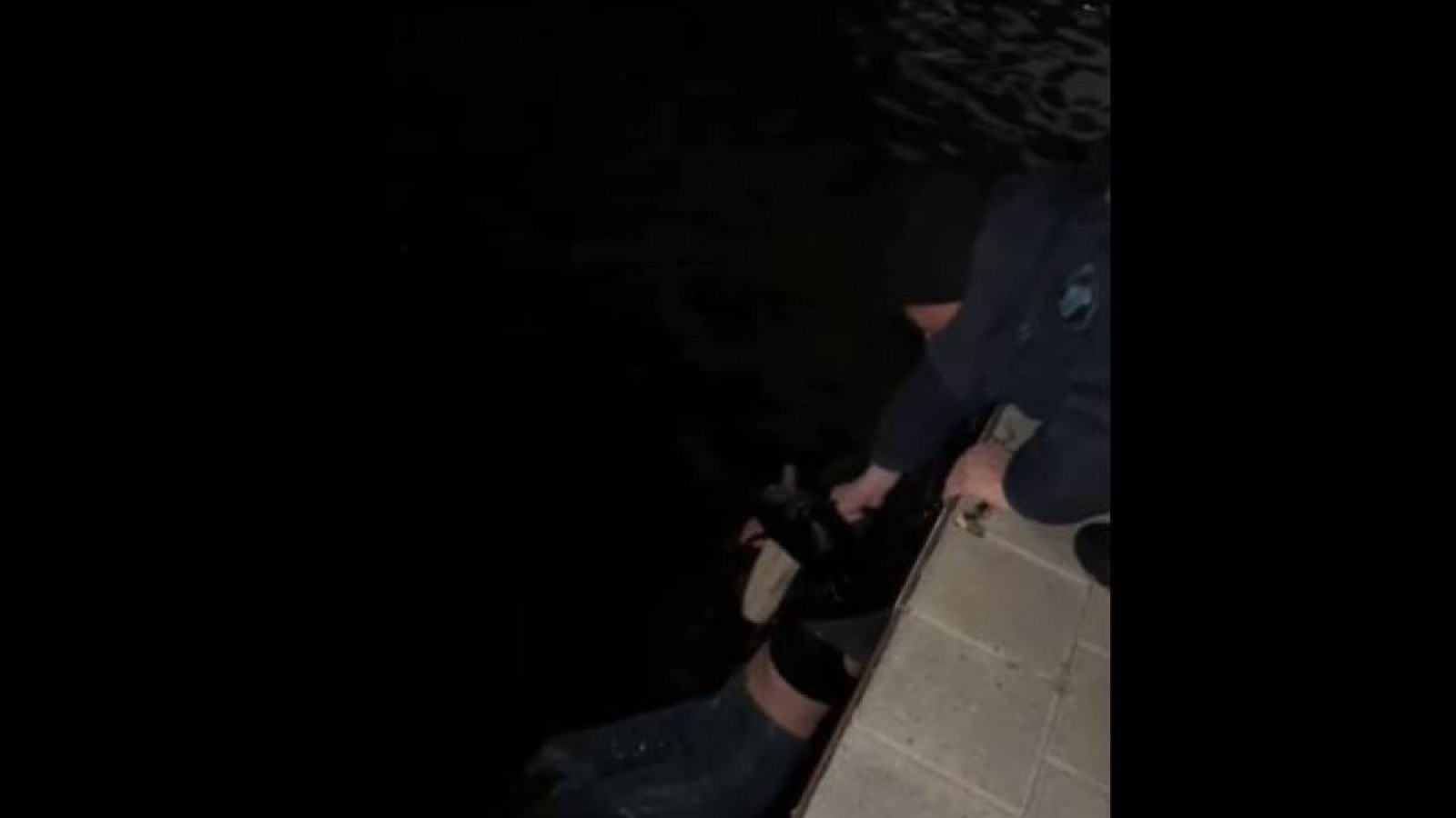 Астанада суицид жасамақ болған қыз құтқарылды.