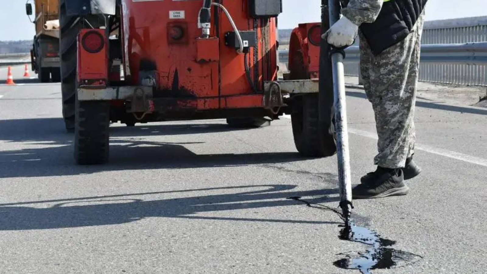 Жол құрылысы саласында соңғы 3,5 жылда жемқорлық бойынша 38 адам сотталды.