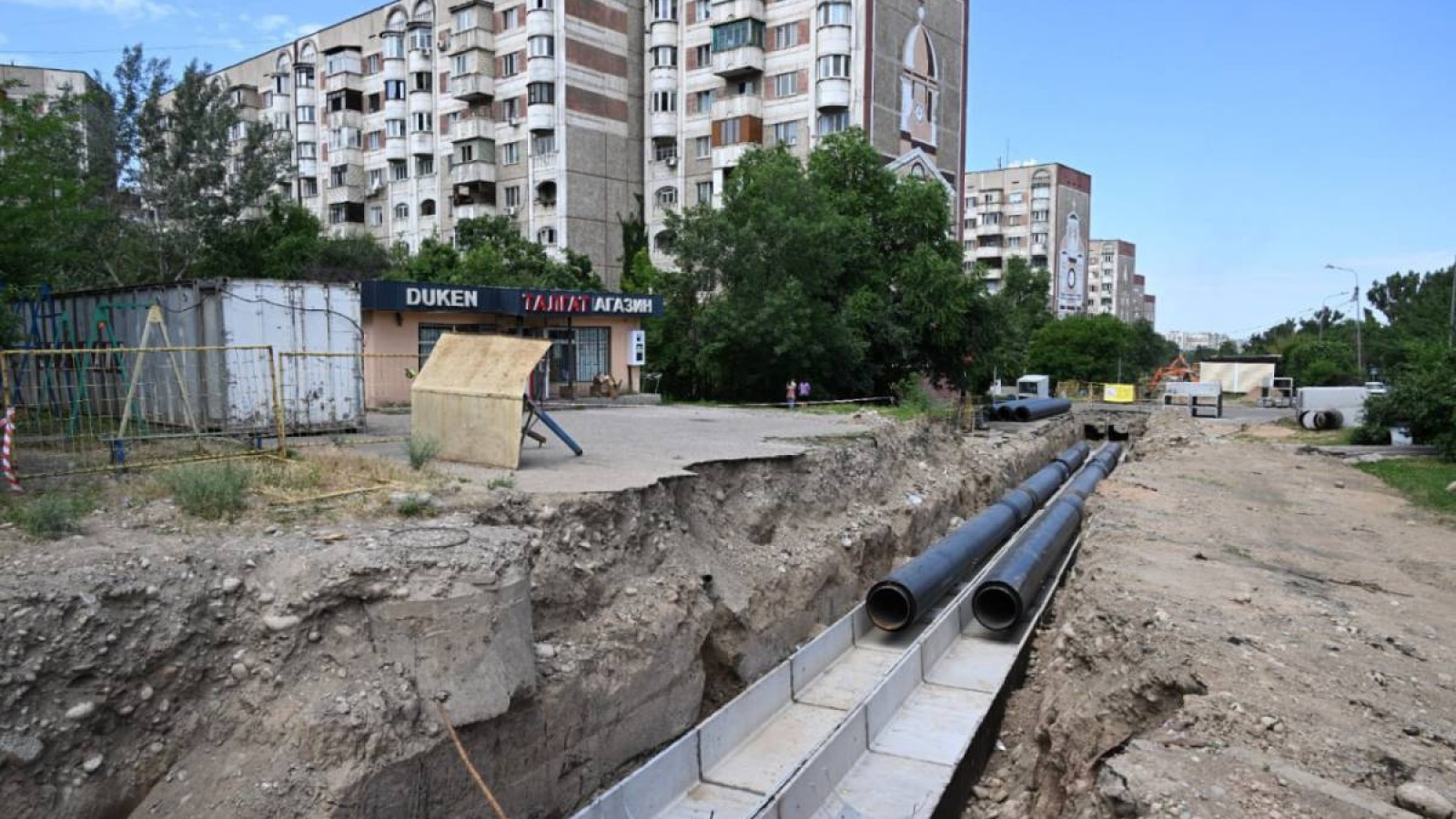 Балқашта жылу желісін жөндеу кезінде үш адамның мүрдесі табылды.