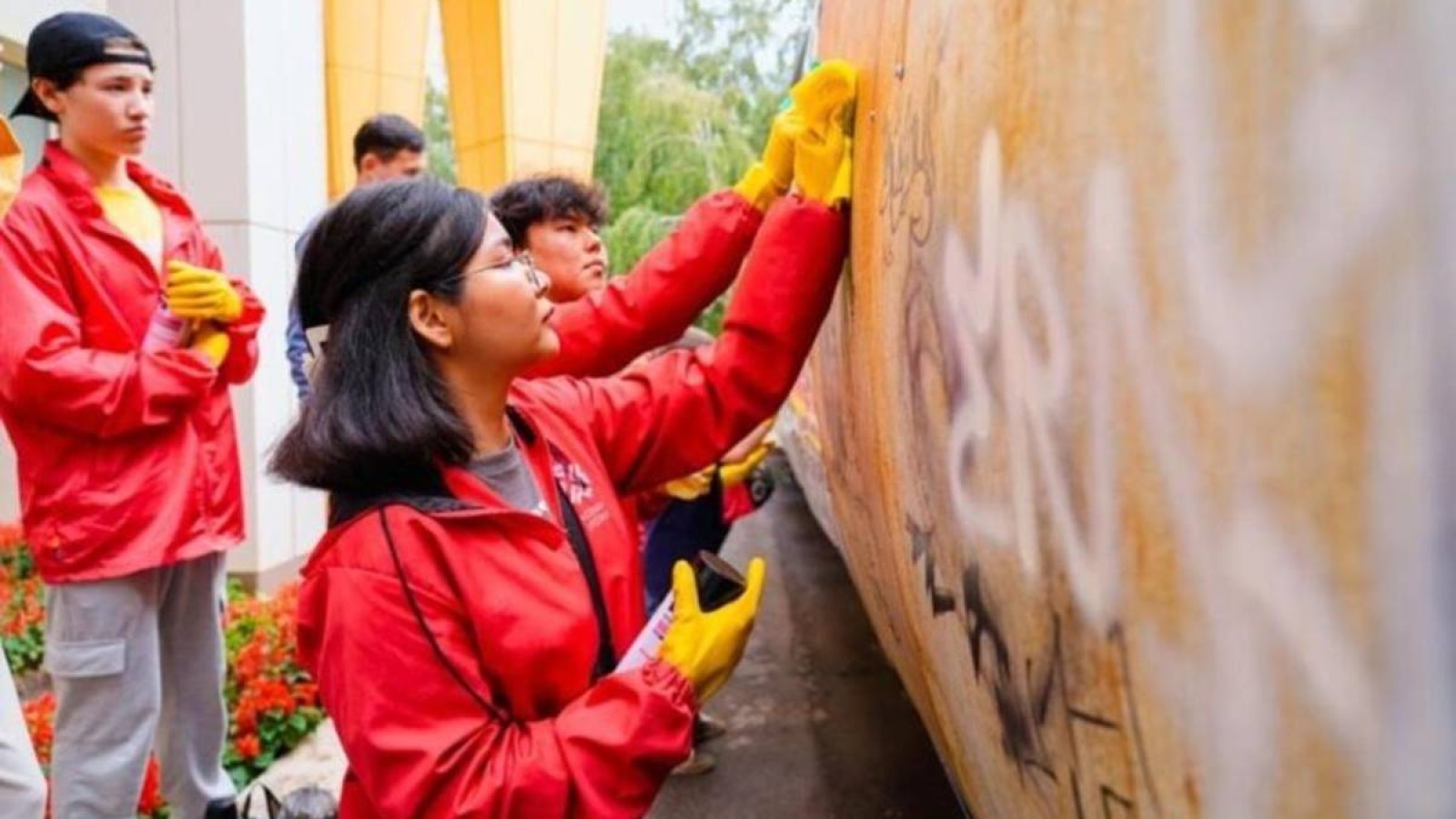 Астанада вандалдар қамауға алынды.