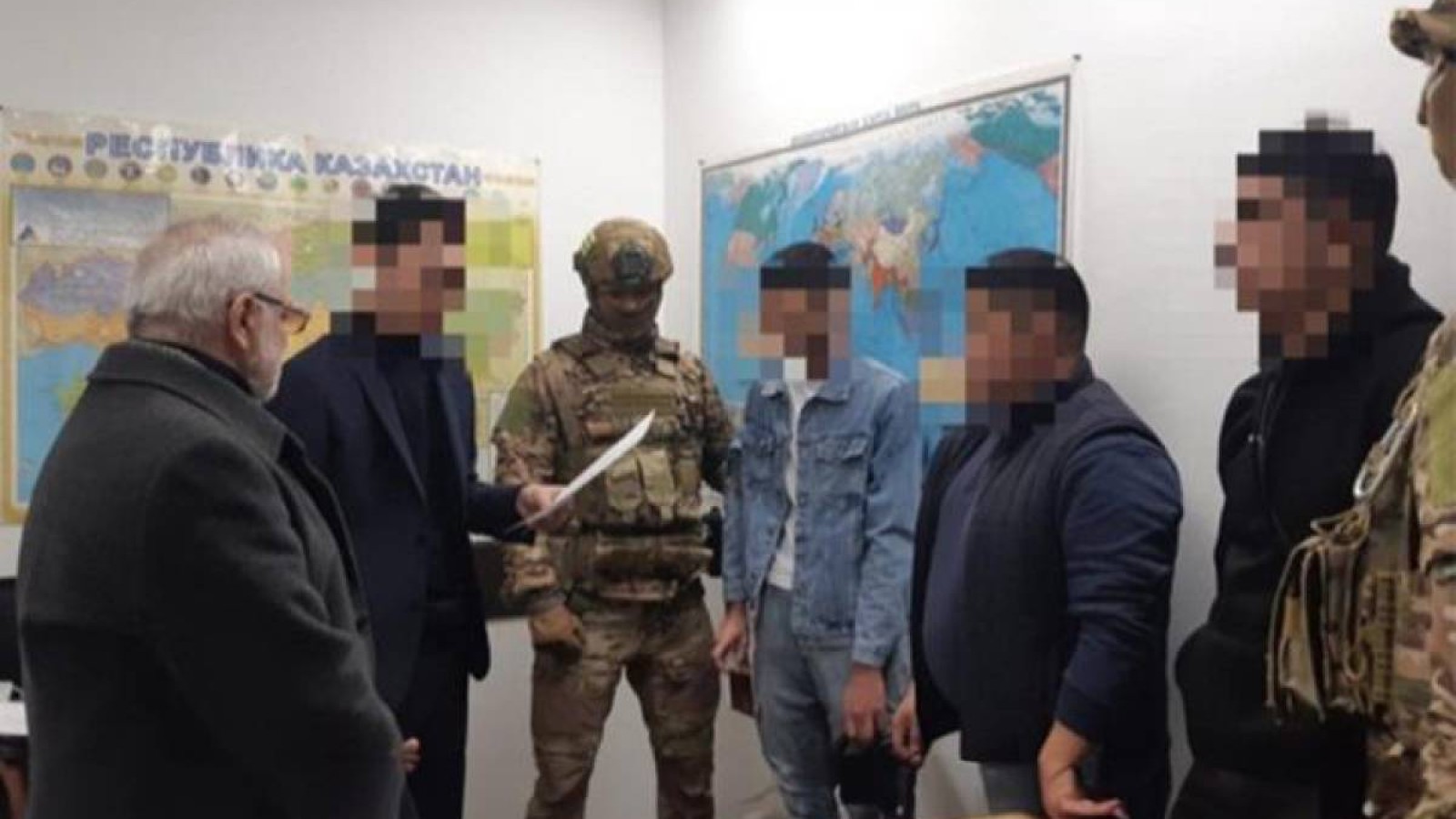 Ауғанстандықтарды Еуропаға заңсыз өткізбек болған шенеунік ұсталды.