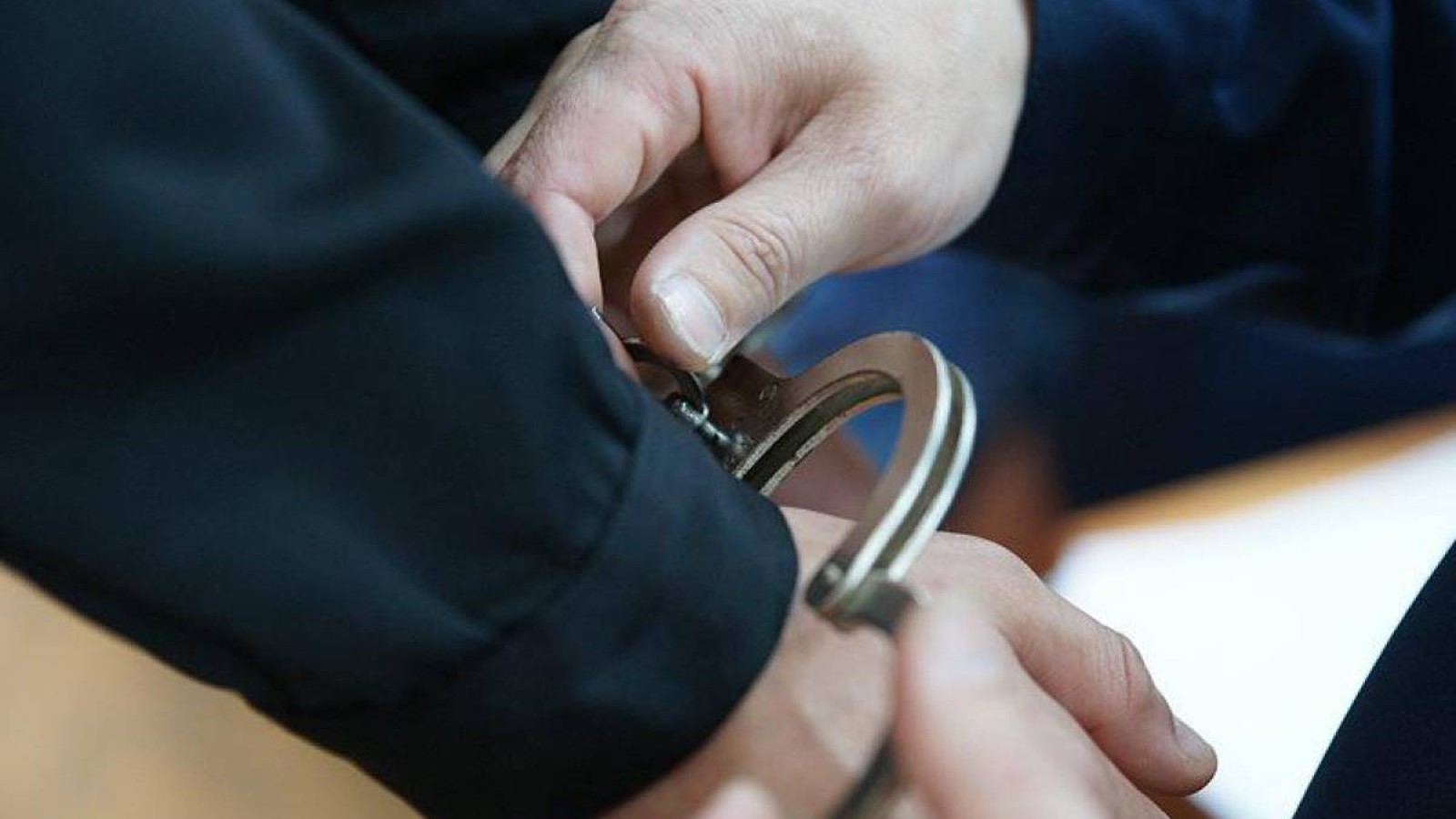 Колония басшысы пара алды деген күдікпен ұсталды.