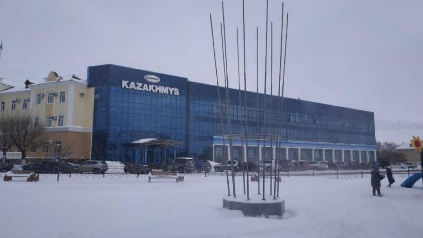 «Қазақмыстағы» қанды оқиға: Бас директор ес-түссіз жатыр.