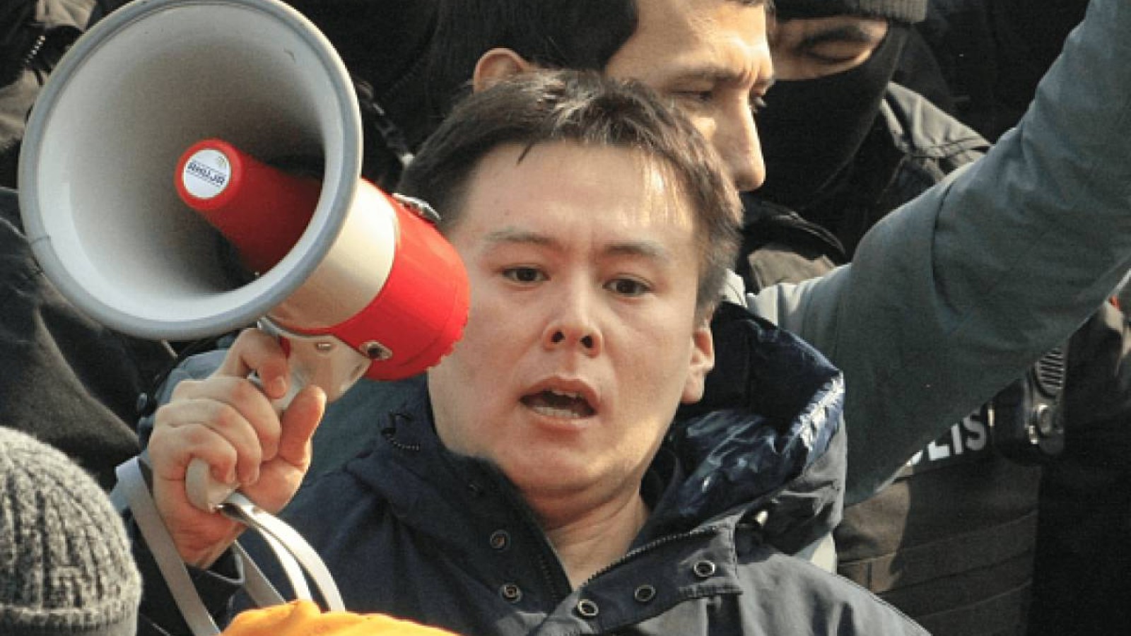 Жанболат Мамайға тағылған айып өзгерді.