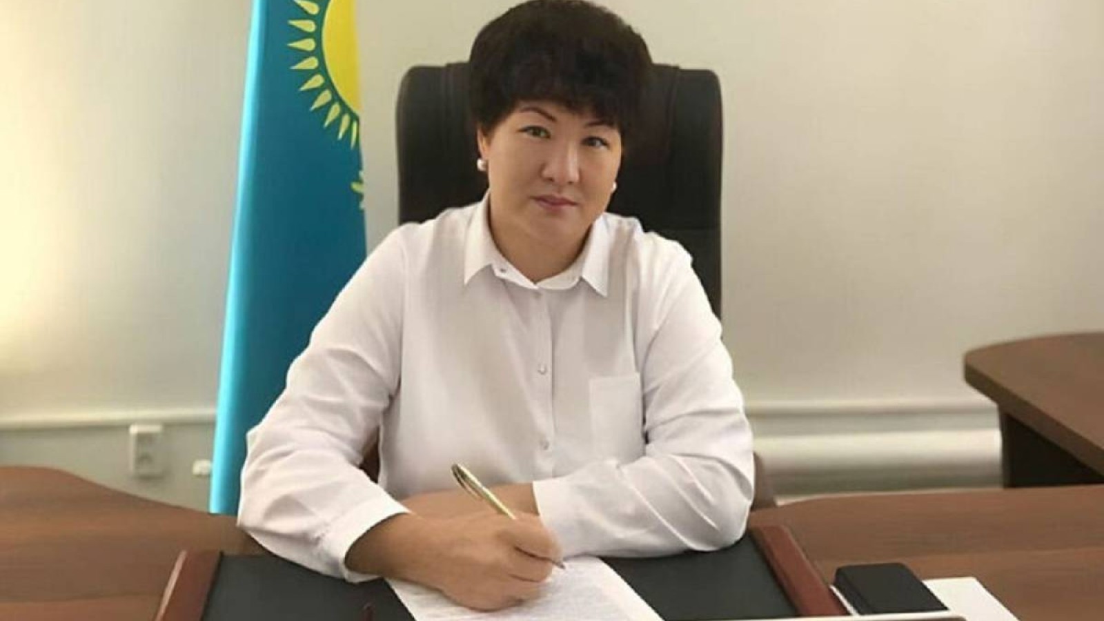 Алматы облысында білім бөлімінің басшысы 680 млн теңге жымқырды деген күдікке ілінді.