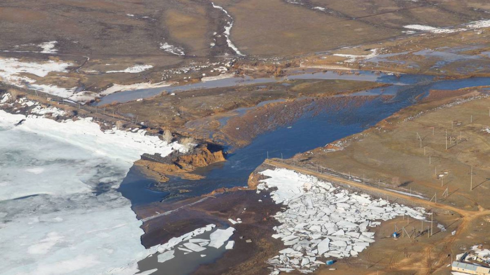Су басып жатқан Ақтөбе облысындағы қазіргі жағдай.