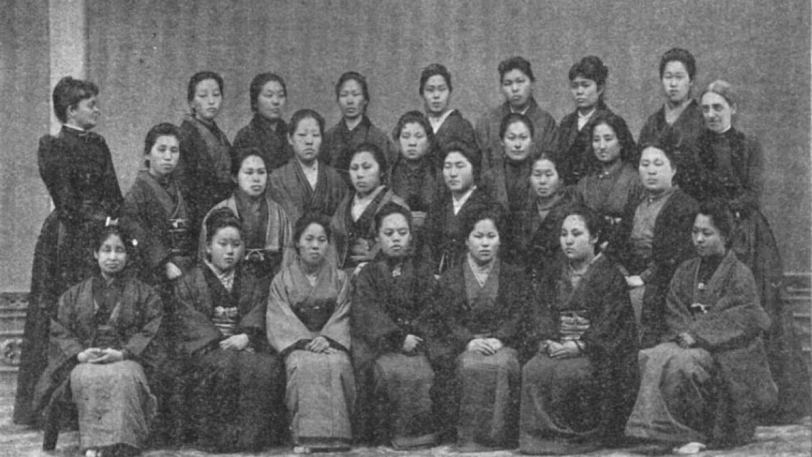 Are Japanese Ladies Really Like That?! Looking Into 7 Stereotypes About Japanese Women.