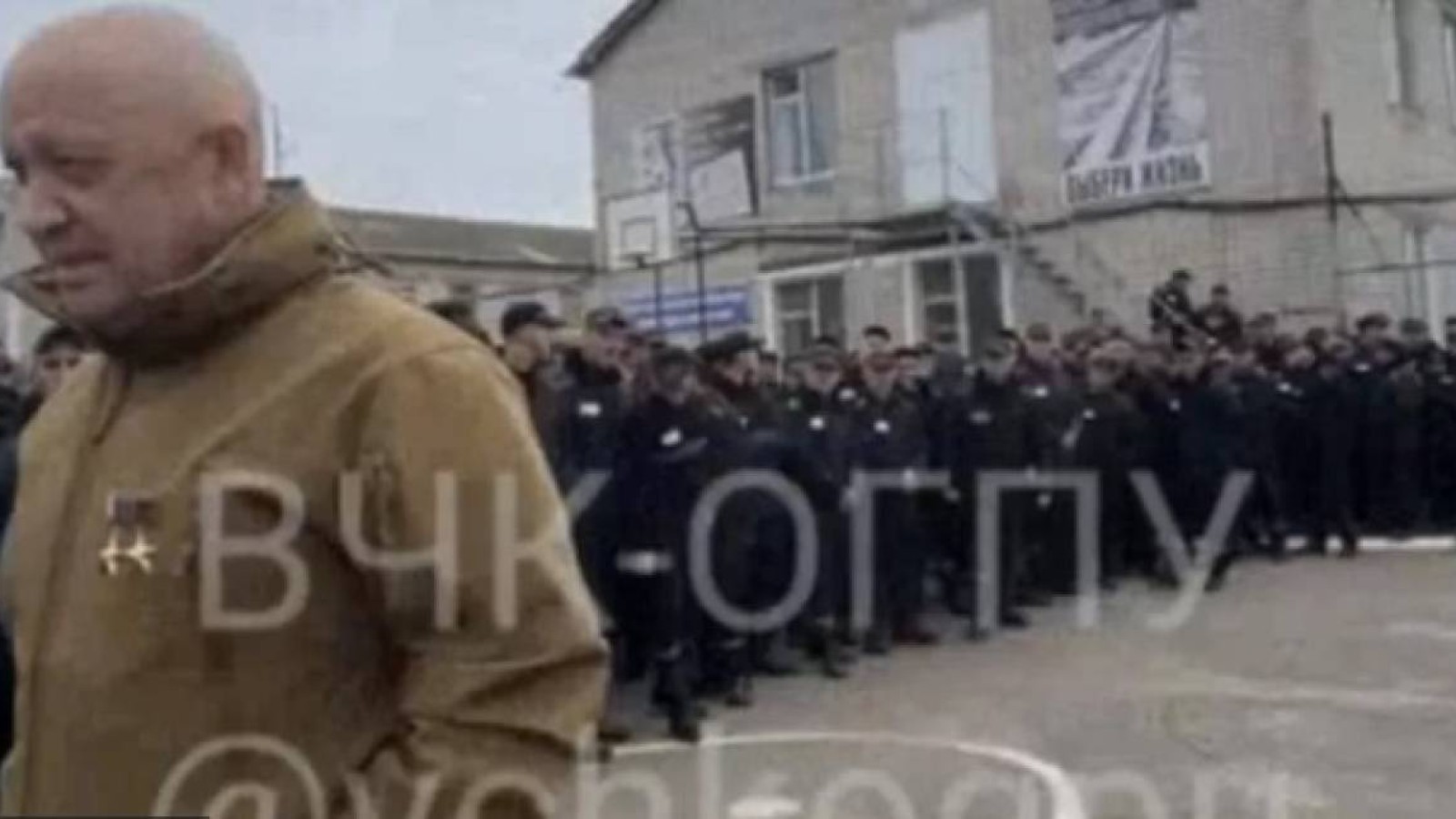 Ресей қылмыскерлерден жасақталған әскерді Донецкіде дайындап жатыр.