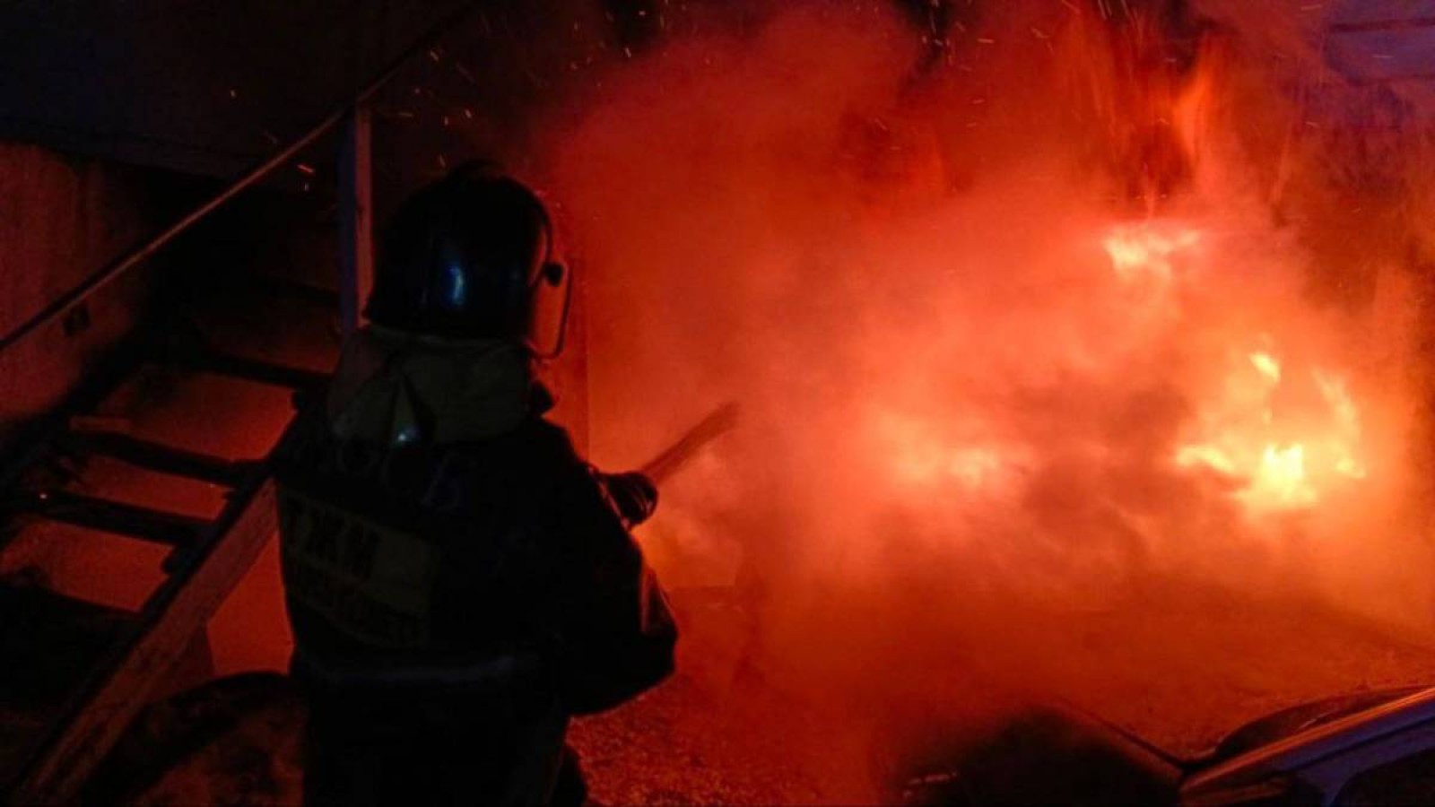 Ер адам көлігінде өртеніп кетті.