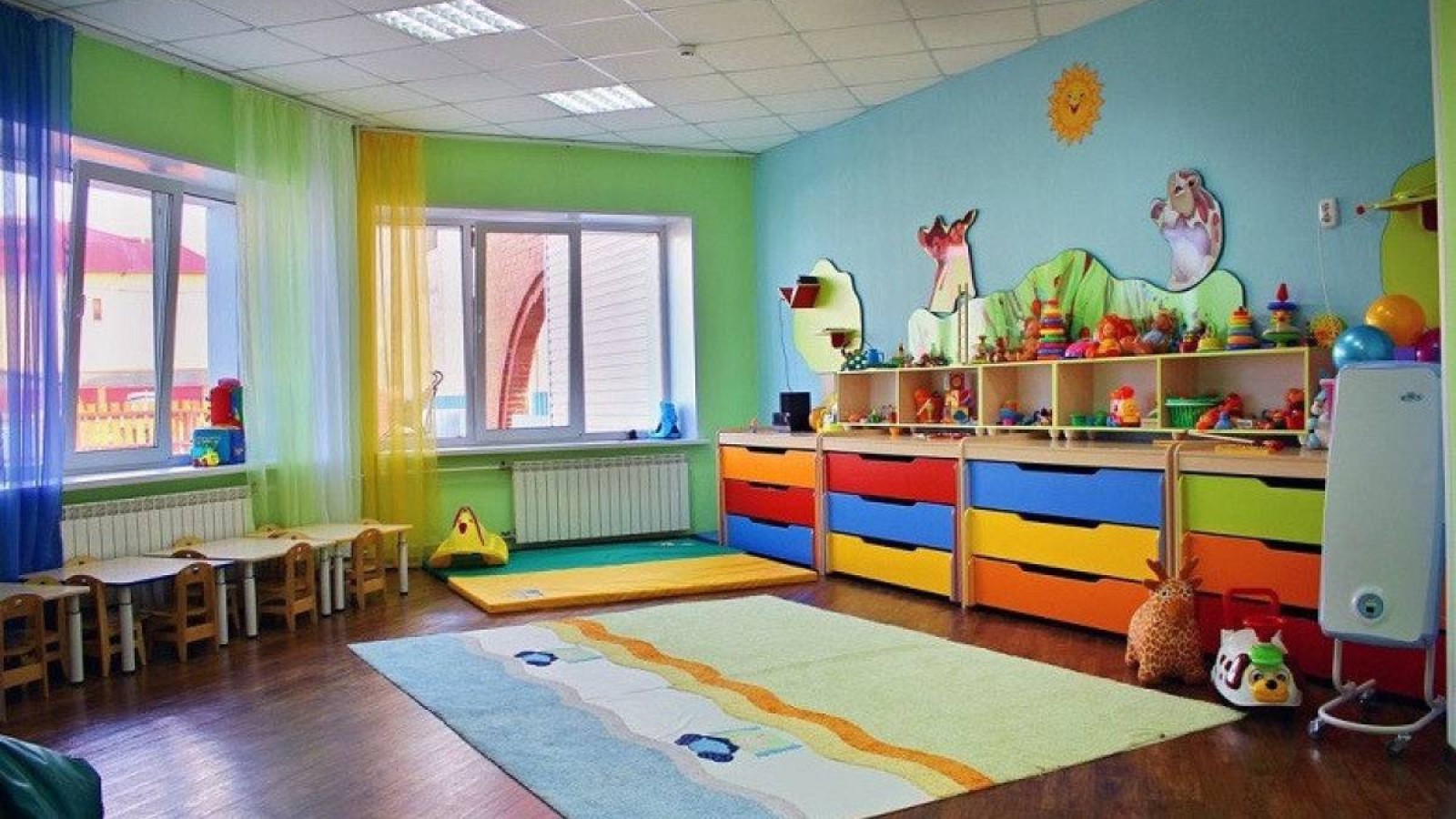 Ақсу ауданының 8 балабақшасында ішек таяқшалары табылды.