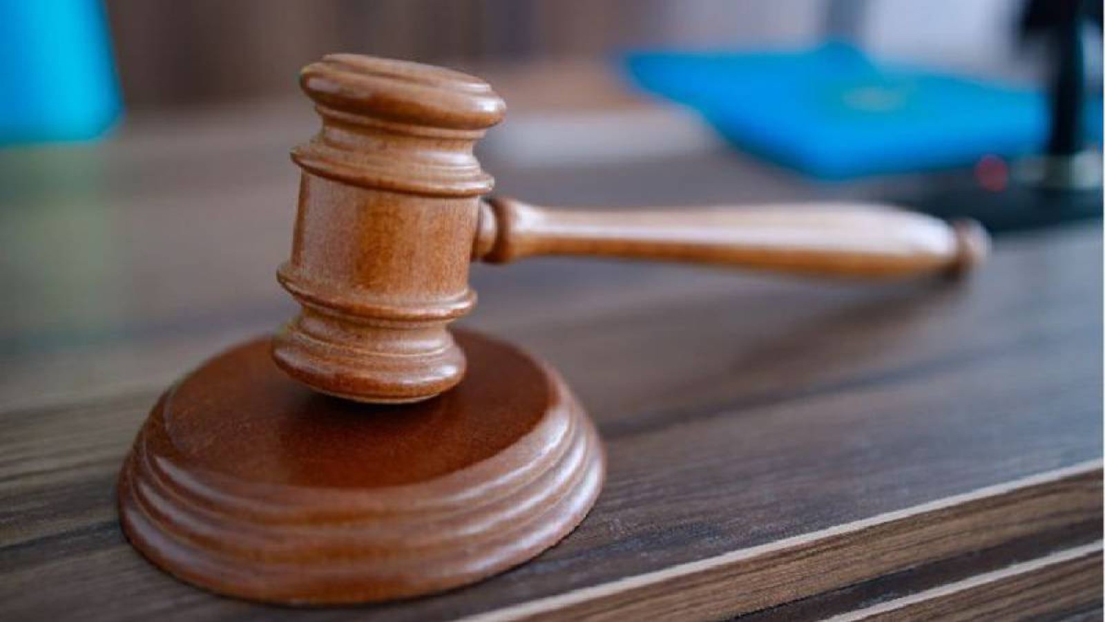 Павлодарда зауыттың бұрынғы басшылары сотталды.