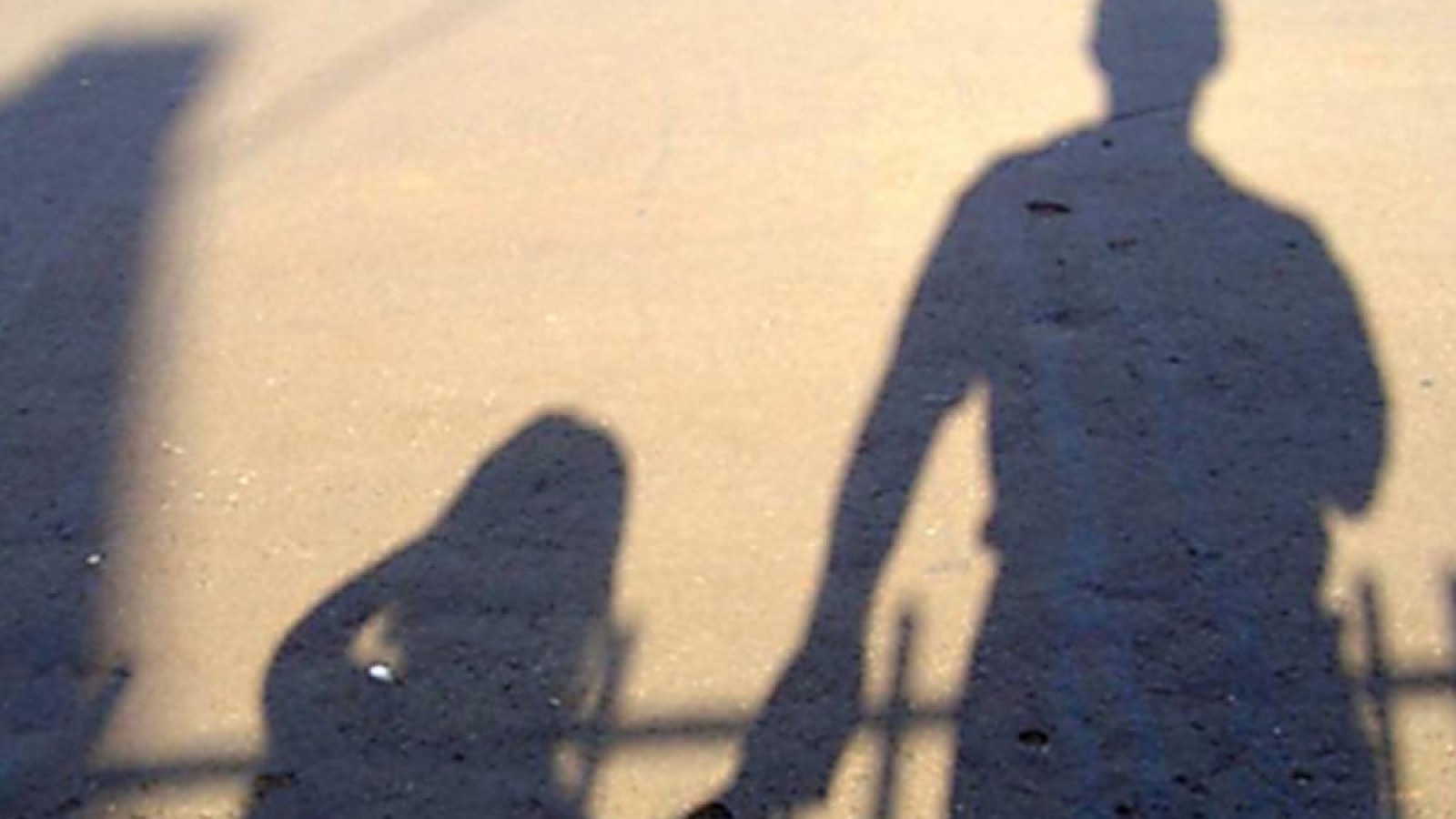 Қырғыз депутаттары бала зорлағандарды өлім жазасына кесетін заң жобасын әзірледі.