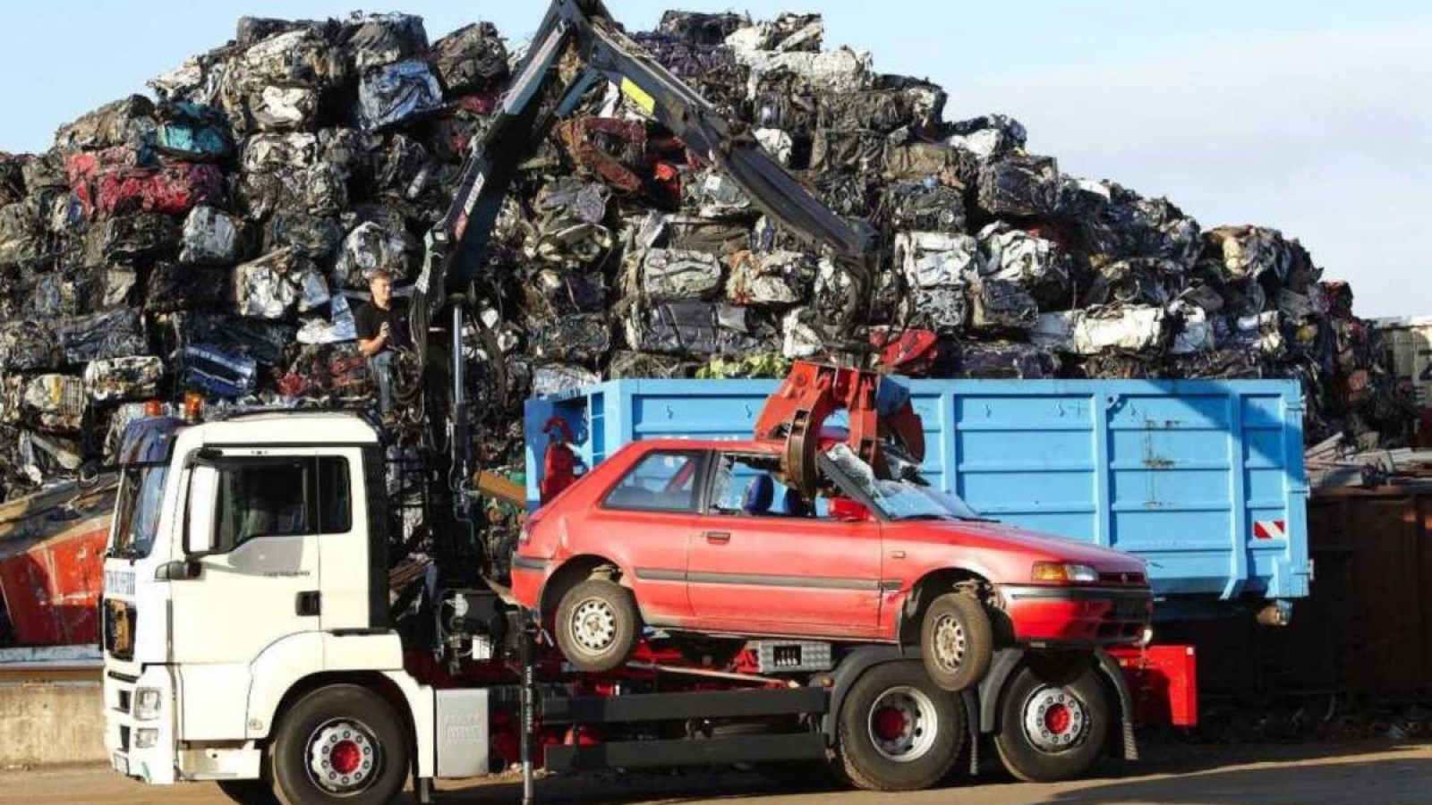 Утилизациялық алымды жою ескі көліктердің қаптауына әкеліп соғады  – Скляр.