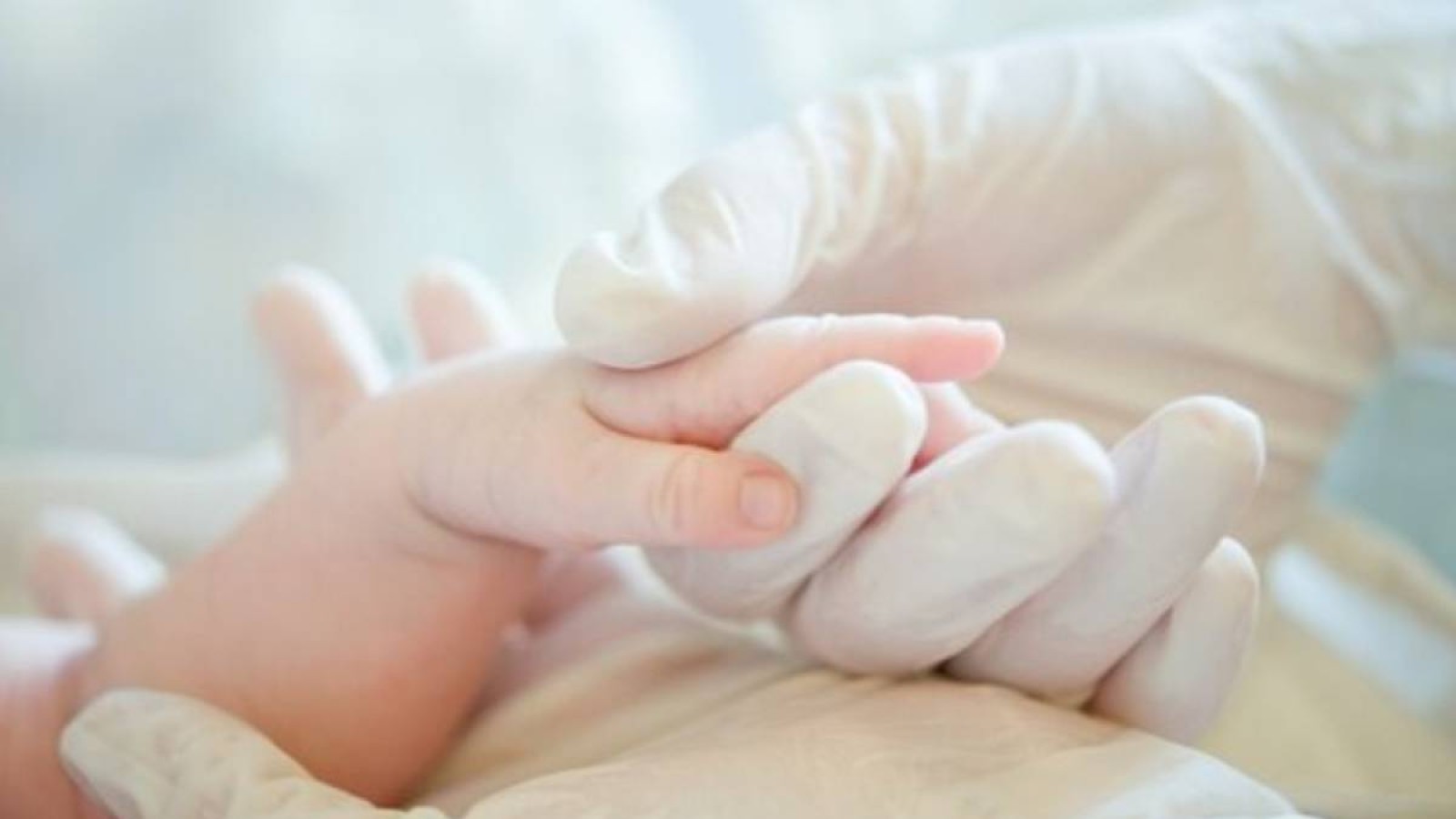 Петропавлда анасы сабап тастаған үш жасар қыз көз жұмды.