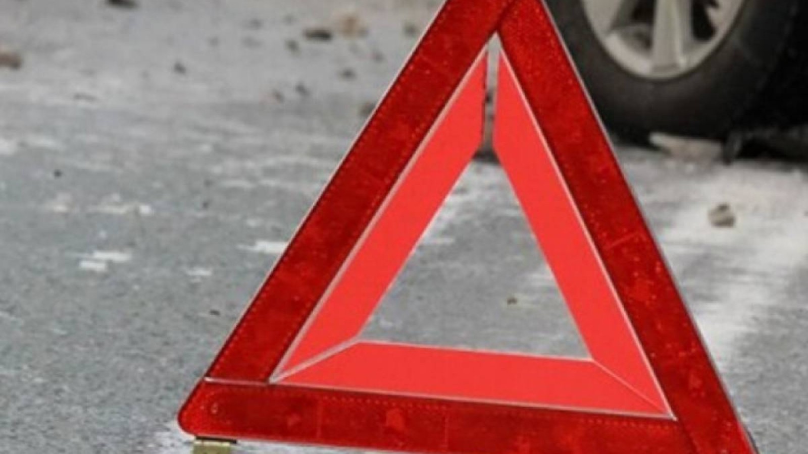 Ақмолада жол апатынан үш адам қаза тапты.