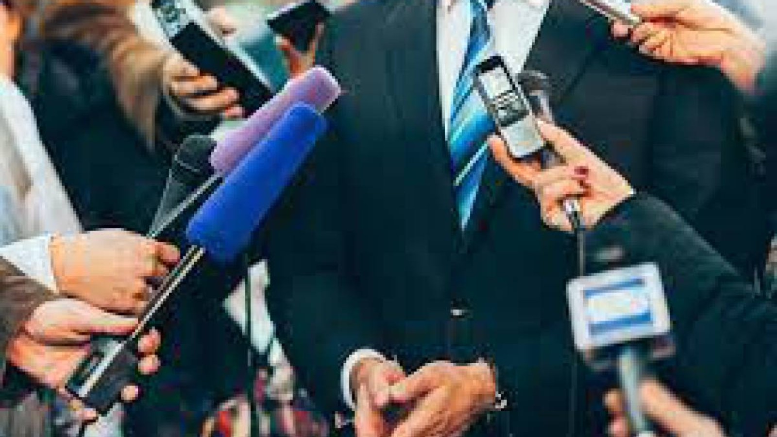 Мәжіліс «Масс-медиа туралы» заңды екінші оқылымда қабылдады.